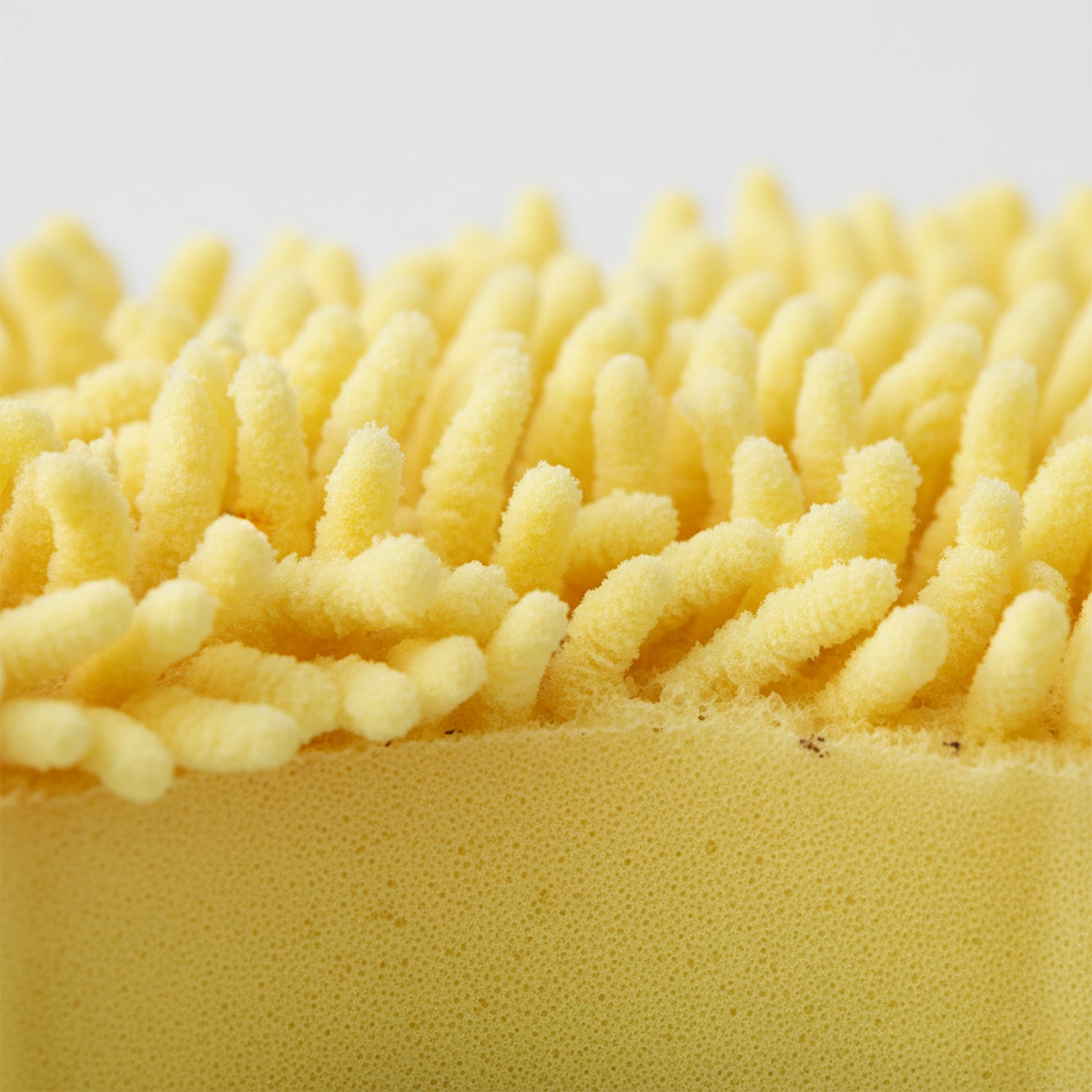 Wukusy chenille microfiber car washing sponge, single soft cleaning tool for vehicle exterior cleaning and home improvement.