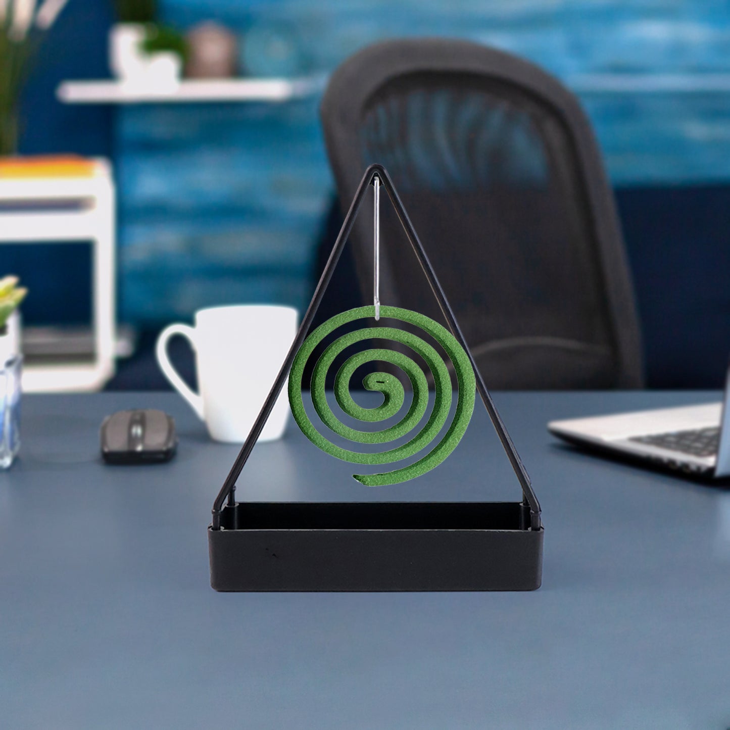 Wukusy compact triangle mosquito coil stand for home improvement, designed to hold mosquito coils securely and efficiently.