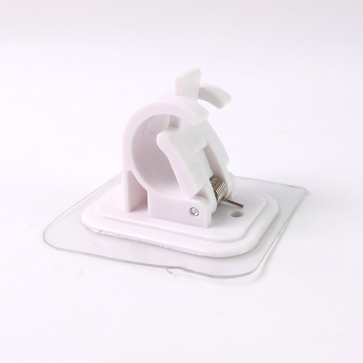 Wukusy self-adhesive curtain rod holder hooks, 2-piece set for easy home improvement and curtain installation.