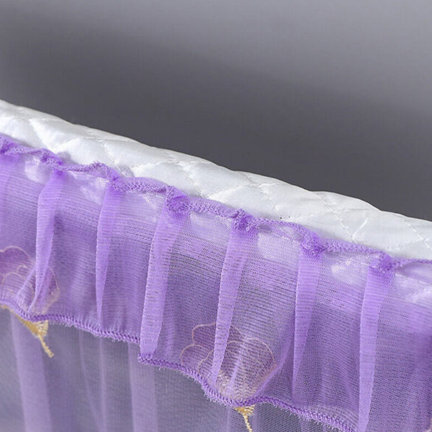 Wukusy 32-inch dustproof cloth cover for indoor TV screens, protects from dust and scratches. Home improvement accessory.