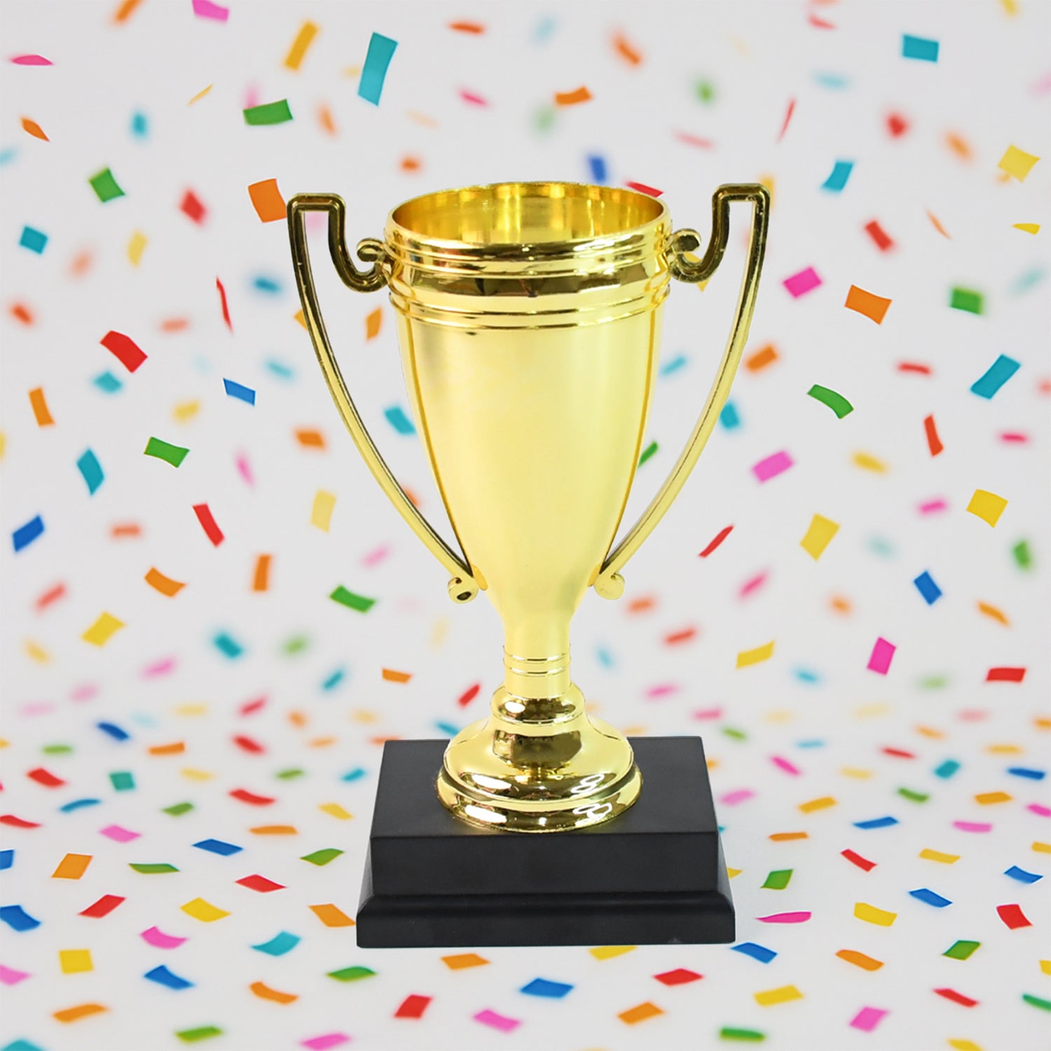 Golden birthday trophy from Wukusy, plastic award with base, featuring "You Are Great" and "Happy Birthday" text for celebration.