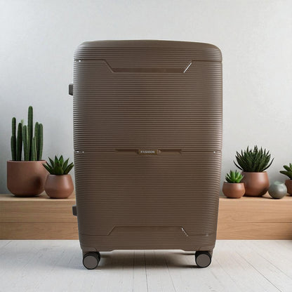Set of three Wukusy hard-shell trolley luggage bags in mixed colors, durable travel luggage for home improvement needs.