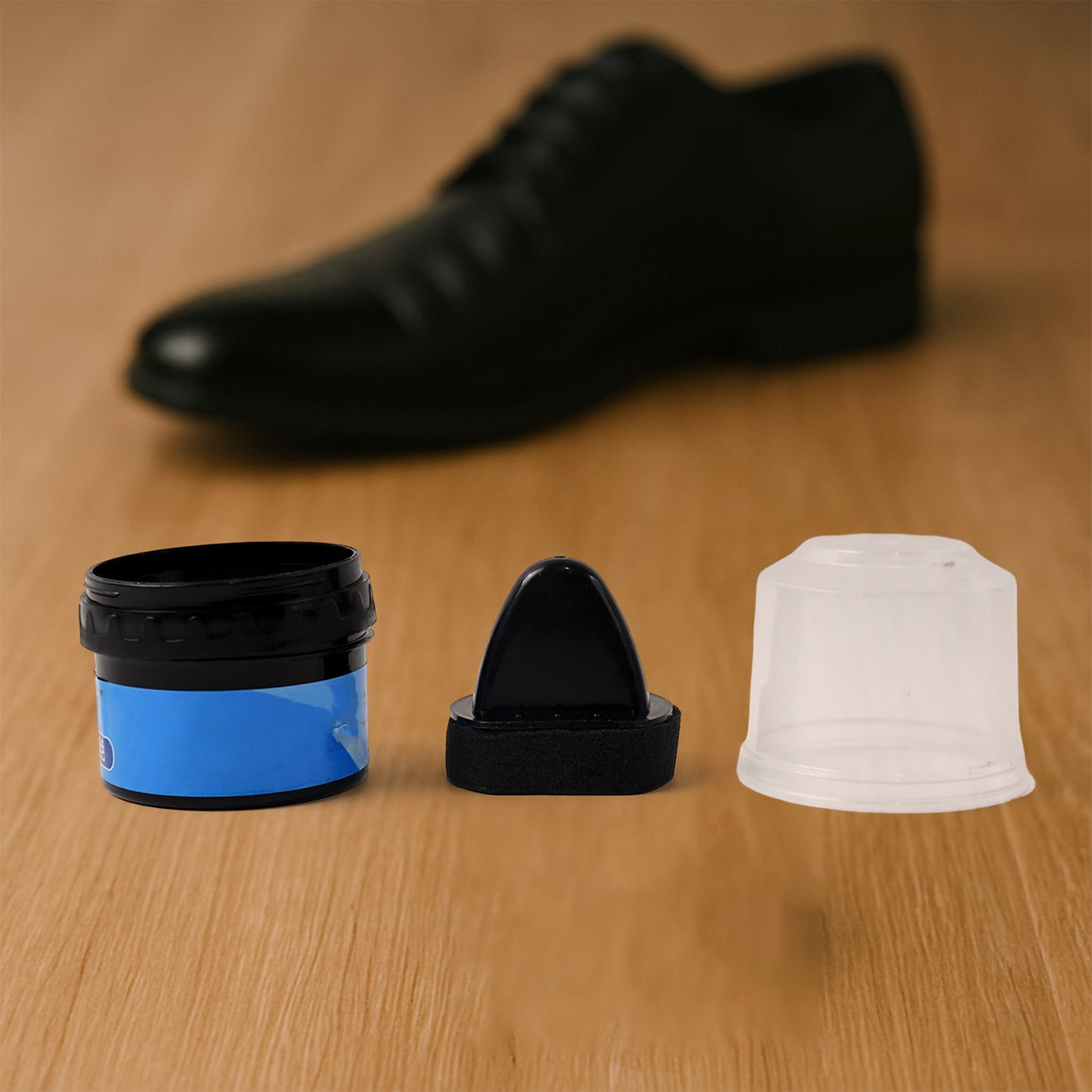 Wukusy instant shoe shine sponge with liquid polish, compact home improvement tool for quick, easy shoe polishing and cleaning.
