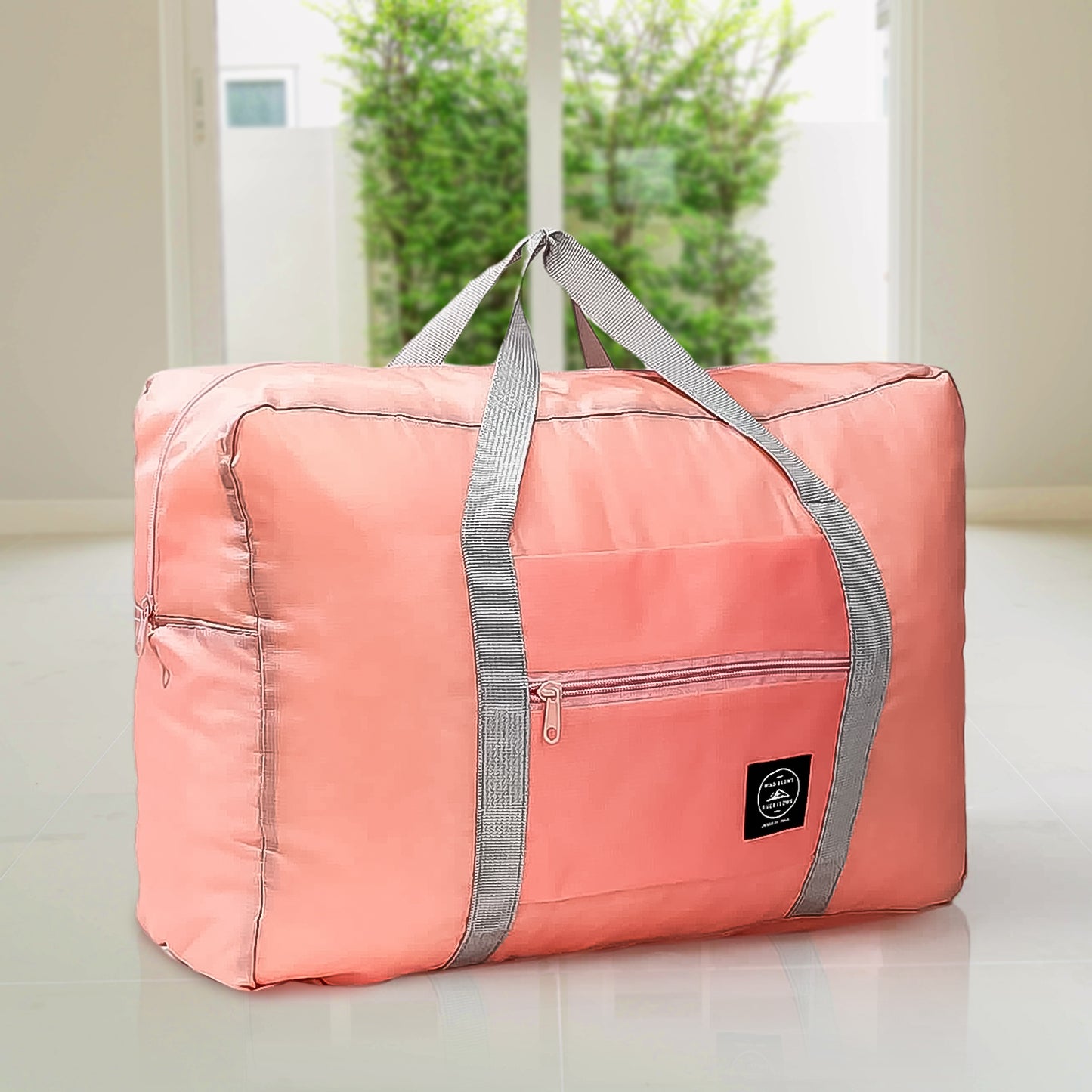 Large capacity Wukusy waterproof travel luggage bag, foldable and colorful, suitable for home improvement and travel needs.