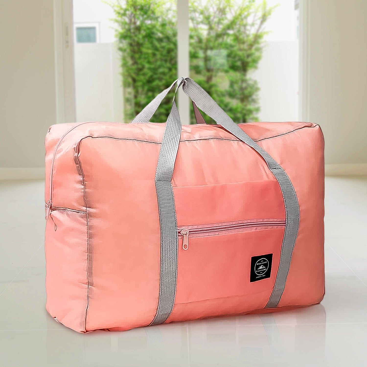 Large capacity Wukusy waterproof travel luggage bag, foldable and colorful, suitable for home improvement and travel needs.