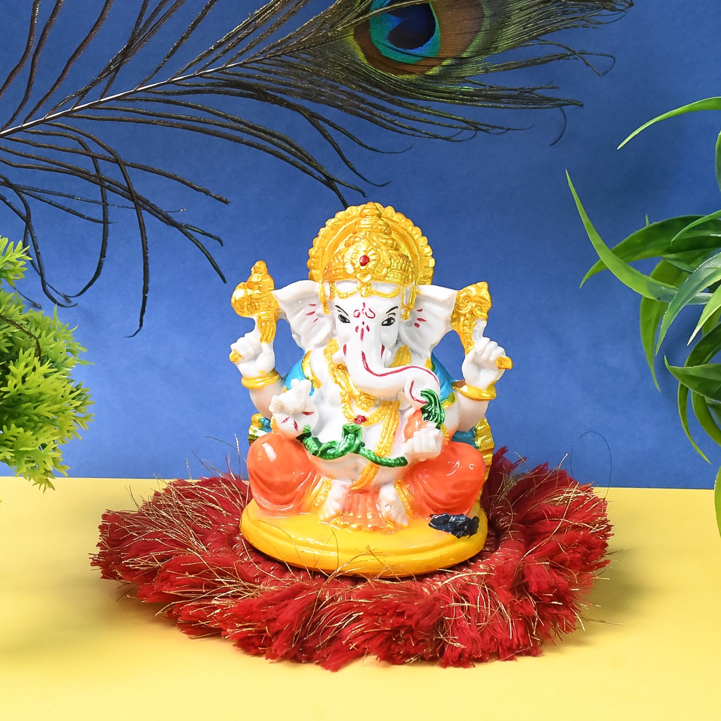 Wukusy Lord Ganesha idol featuring Ganpati statue, decorative showpiece for home improvement or gifts, 1 piece.