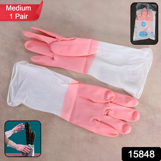 Pair of Wukusy medium reusable long-cuff household cleaning gloves for effective home chores and protection.