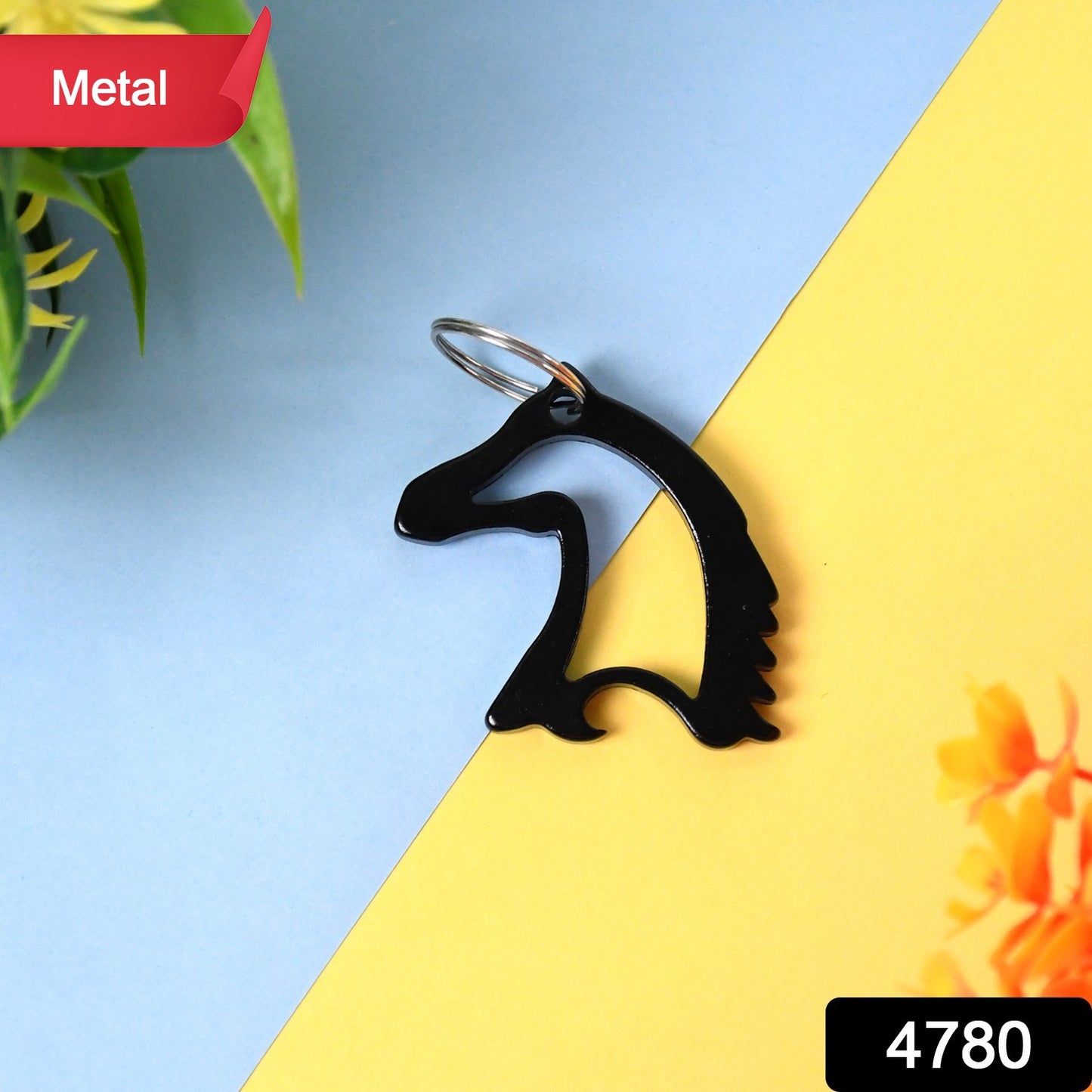Wukusy metal horse face-shaped keychain, durable home improvement accessory with detailed horse design on keyring.