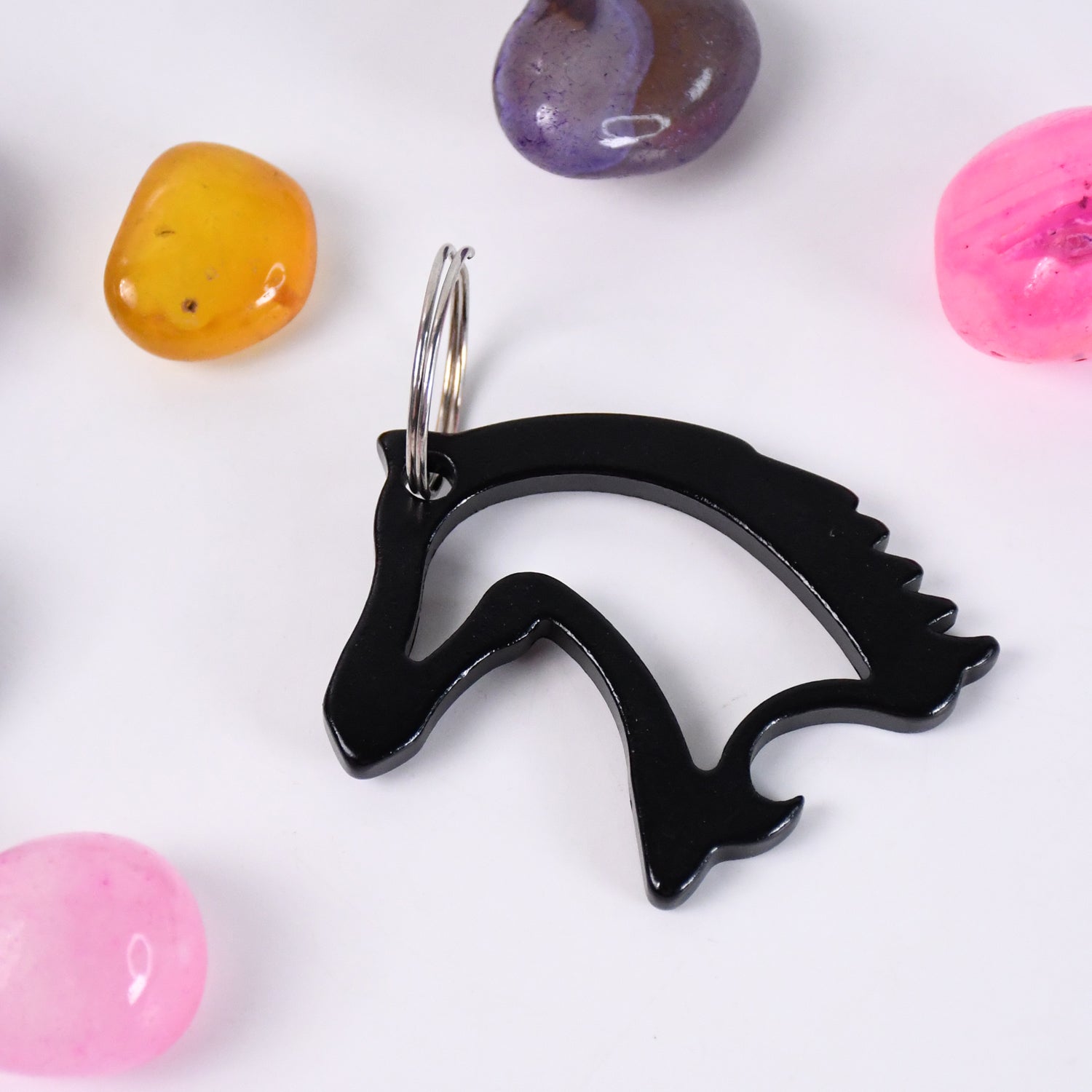 Wukusy metal horse face shaped keychain, durable home improvement accessory with detailed horse design and keyring attachment.