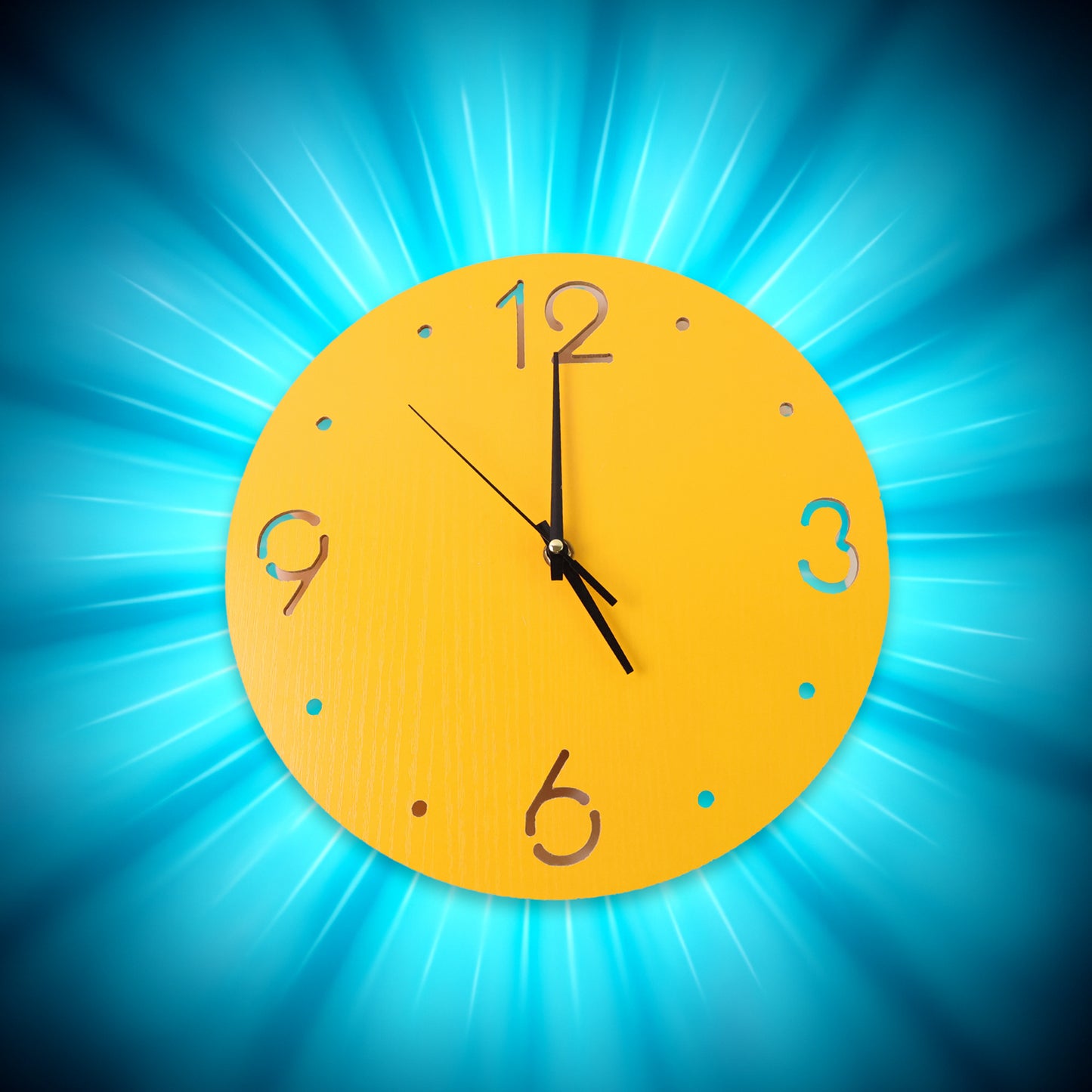Modern minimalist Wukusy wall clock for home and office decor, featuring a sleek design and easy-to-read face.