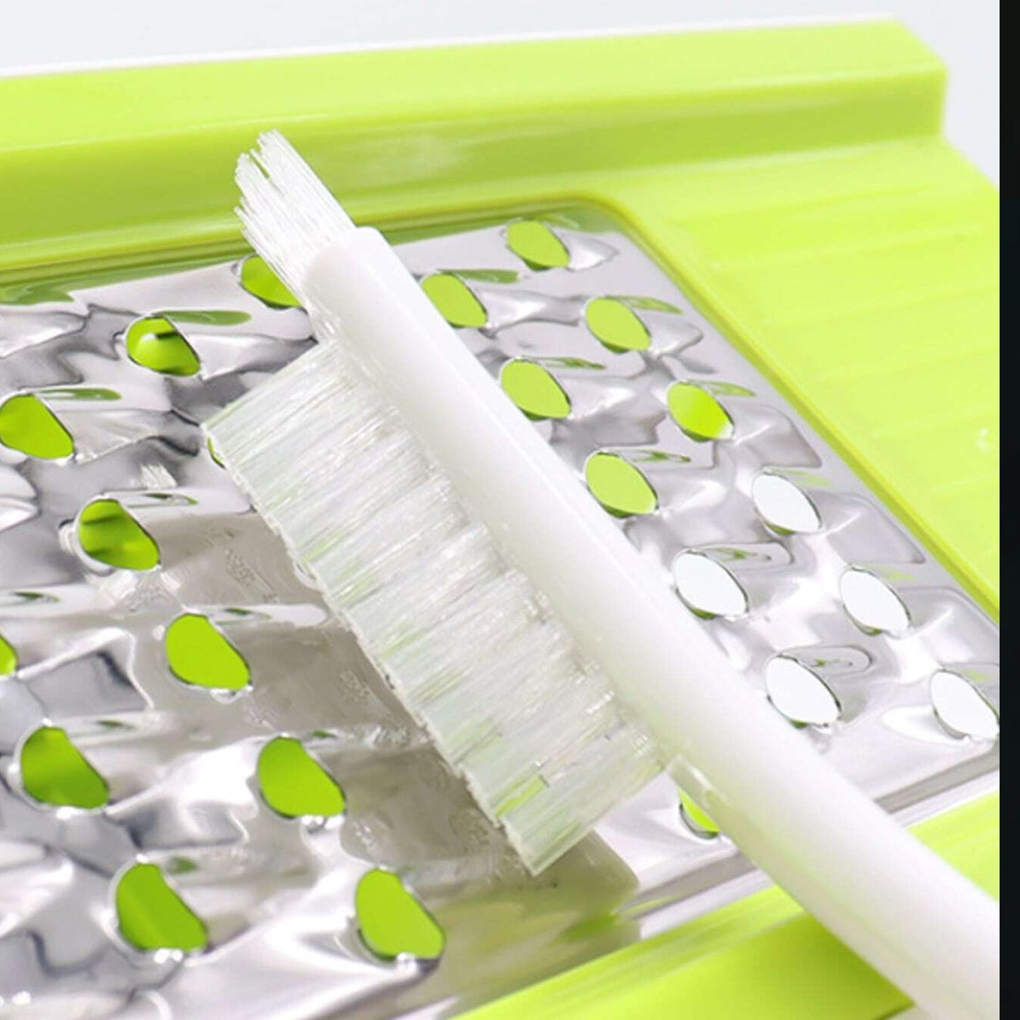 Wukusy multifunctional cleaning brushes set with two durable brushes for home cleaning tasks, suitable for various surfaces.