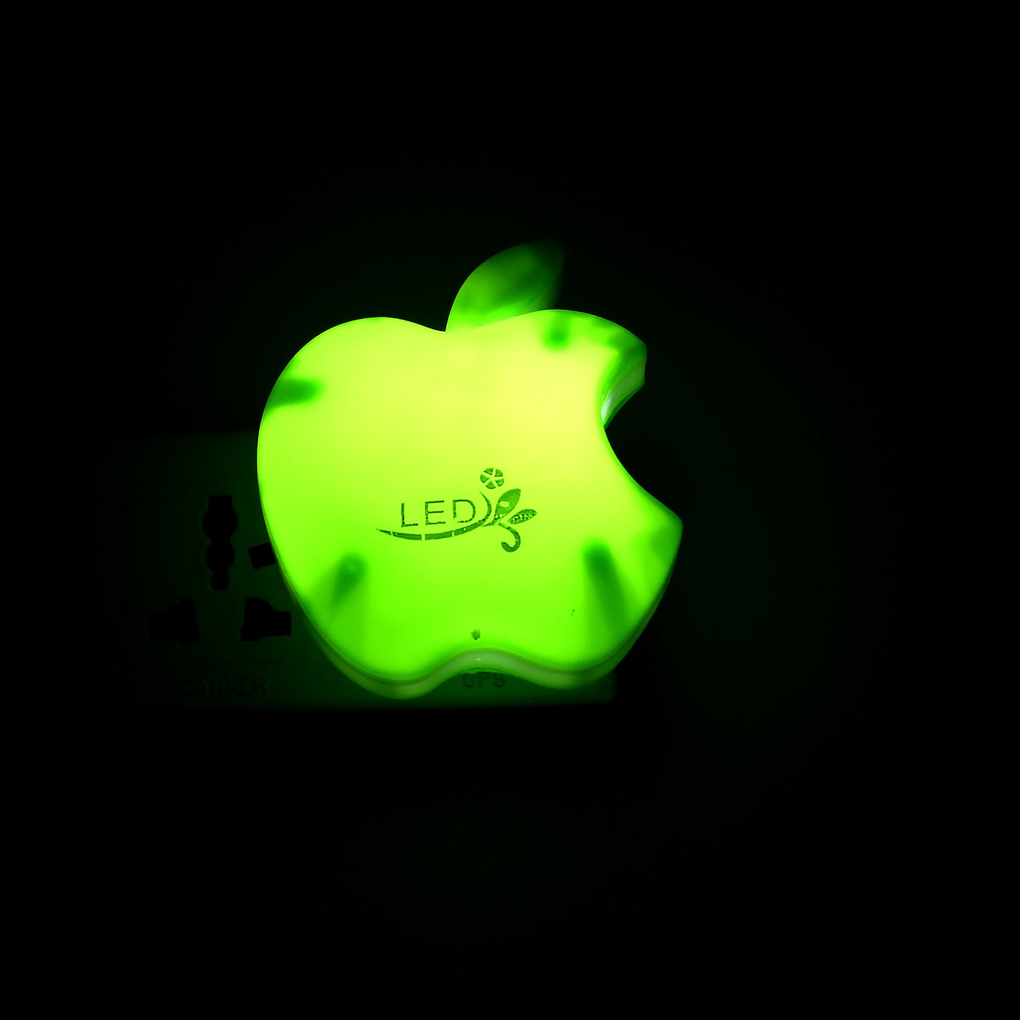 Wukusy 3D illusion LED night light suitable for living room or lobby, energy-saving decorative home improvement lighting.