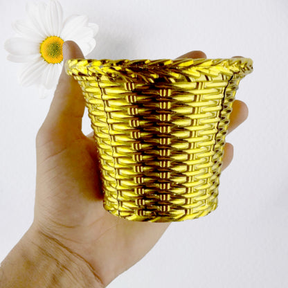 Plastic Flower Valencia pot by Wukusy, ideal for home and outdoor decor, featuring a decorative outdoor flower arrangement.