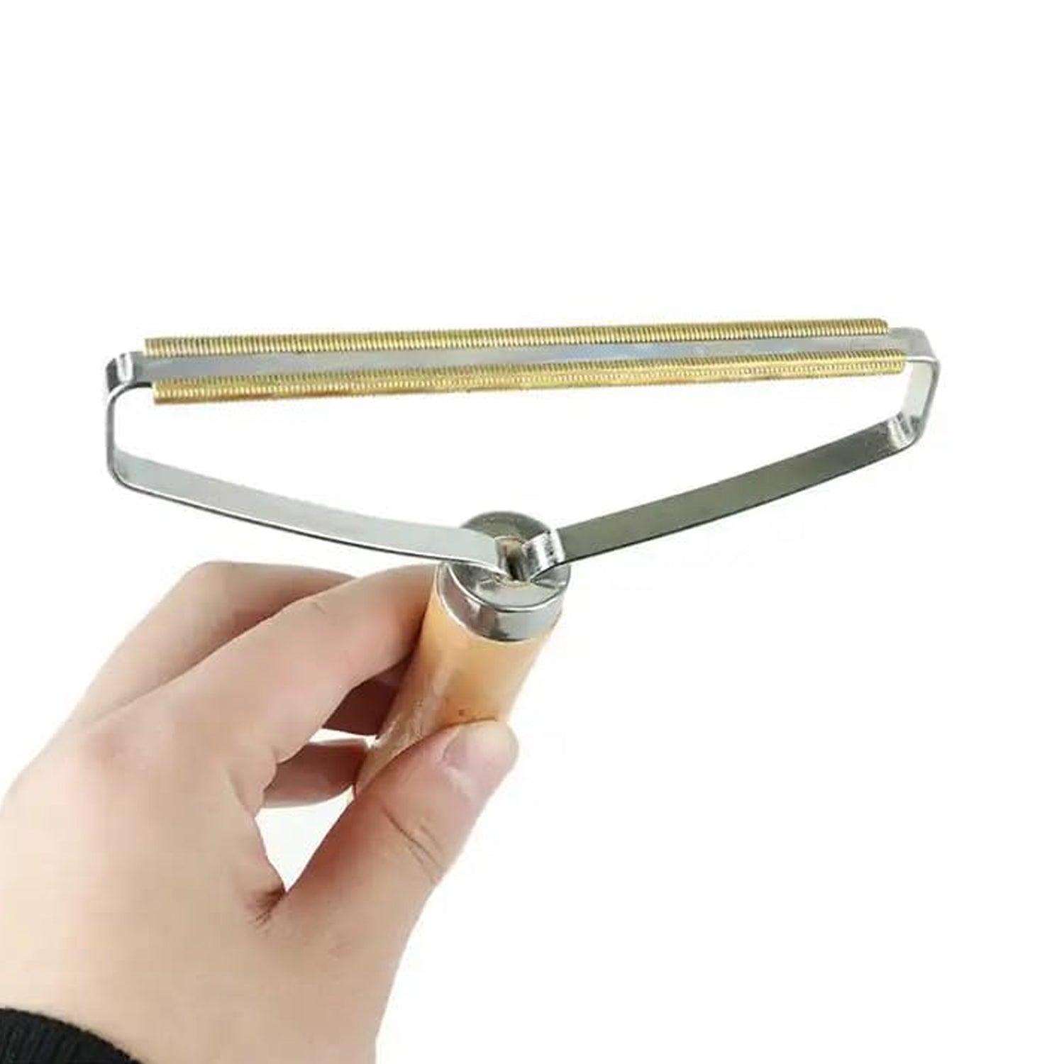 Wukusy portable double-sided lint remover for home improvement, showing the compact handheld lint removal tool.
