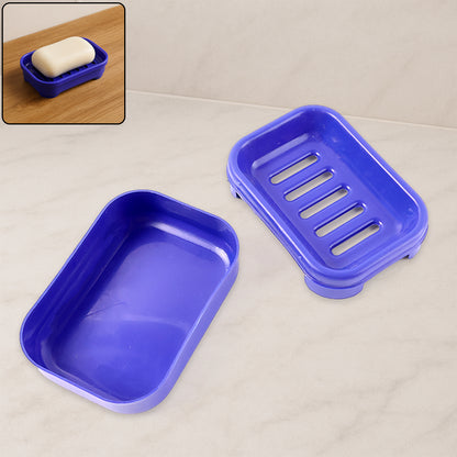 Blue plastic soap case by Wukusy, rectangular and durable, ideal for home use, designed to keep soap dry and organized.