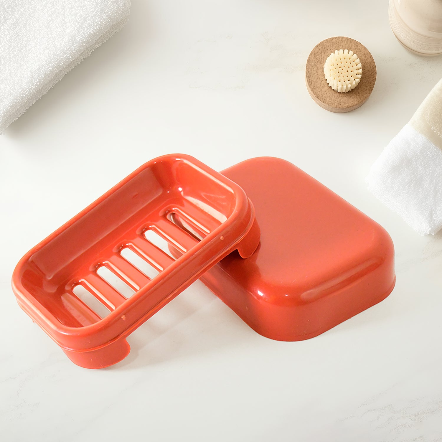 Rectangular brick red plastic soap case by Wukusy, designed for home improvement, with a durable rectangular shape and secure lid.