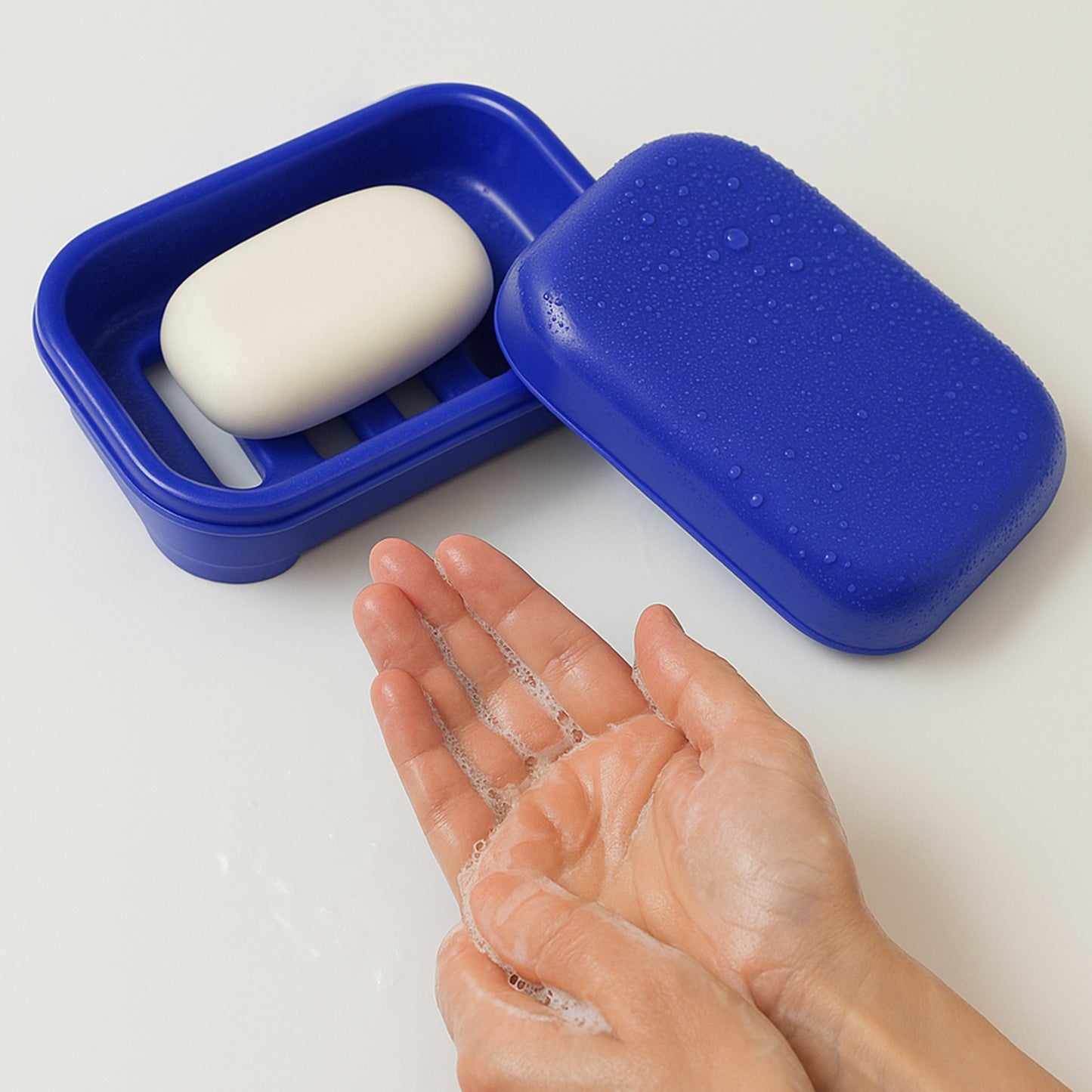 Wukusy premium rectangular plastic soap case for home improvement, designed to hold soap securely and keep it dry.