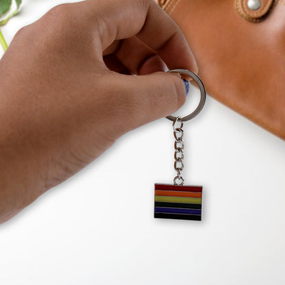 Rainbow design metal keyring key chain by Wukusy, featuring vibrant, colorful metal ring for keys or accessories.