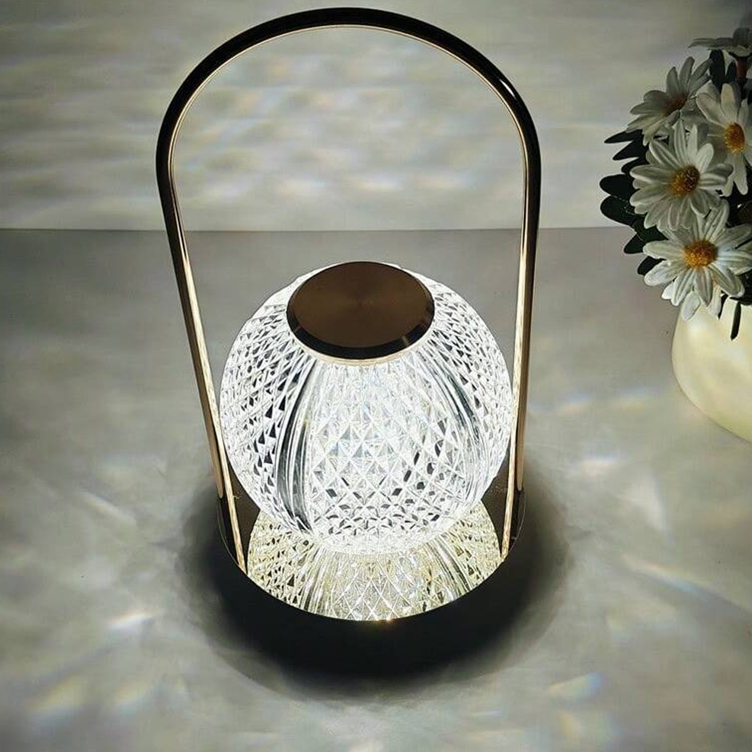 Wukusy rechargeable LED touch lamp with 7W power and 1800mAh battery, ideal for home lighting and improvement.