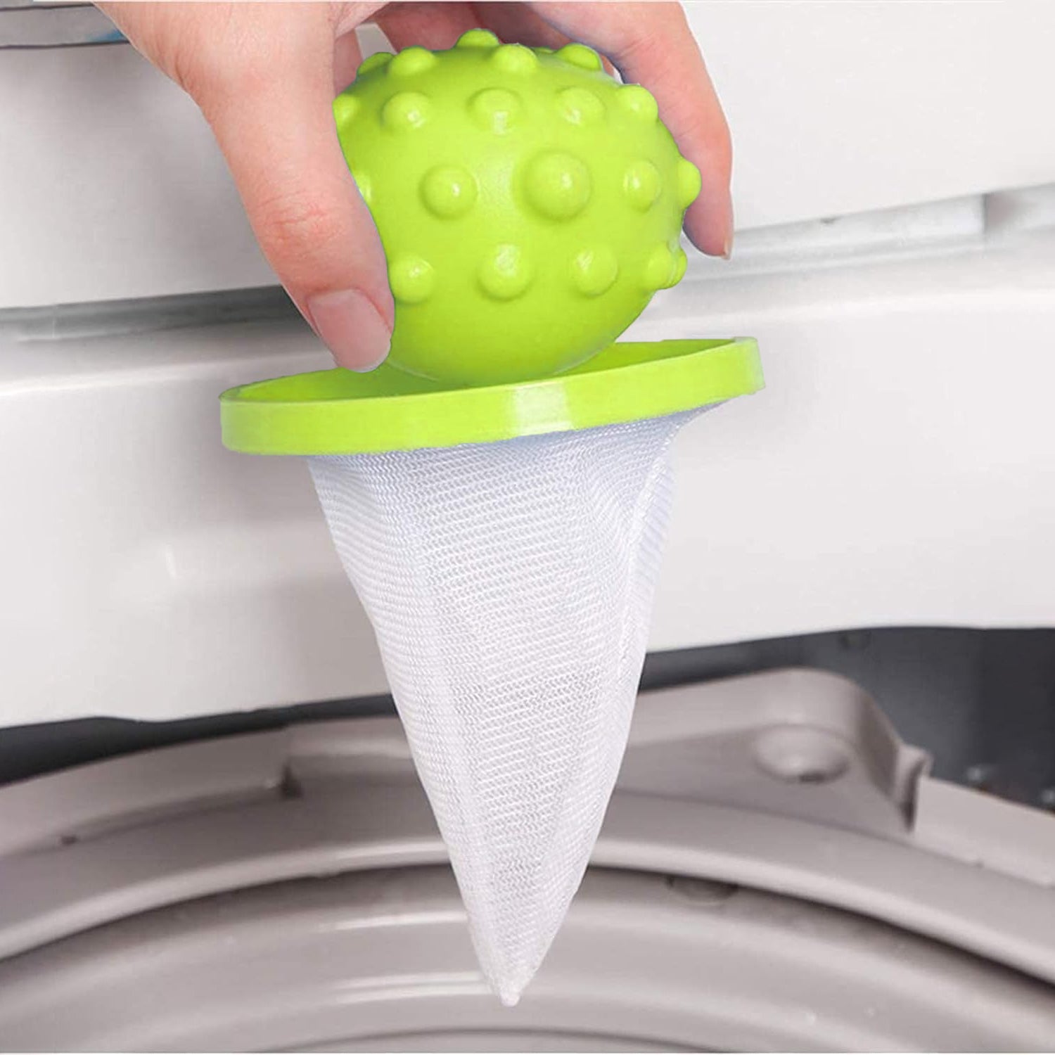 Wukusy reusable cylindrical lint mesh bag for washing machines, floating design, ideal for trapping lint and small items during laundry.