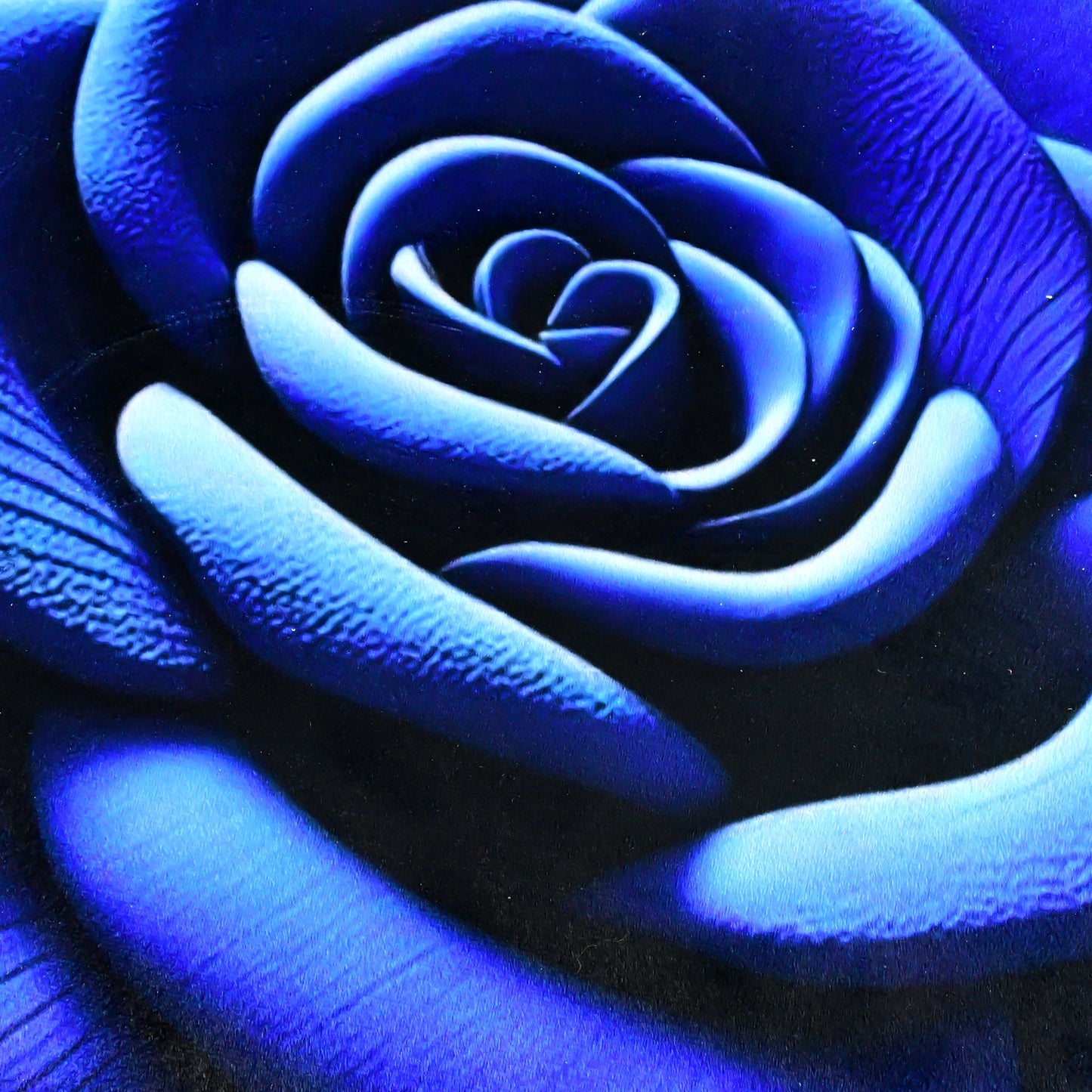 Rose-shaped Wukusy anti-slip velvet floor mat for home, with plush texture and decorative design, perfect for adding comfort and style.