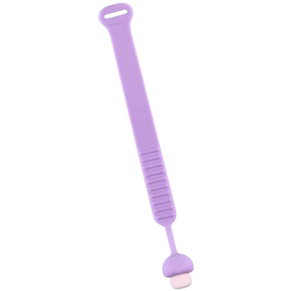 Wukusy silicone toilet seat lifter band, a flexible home improvement tool for easier toilet seat lifting, shown in close-up.