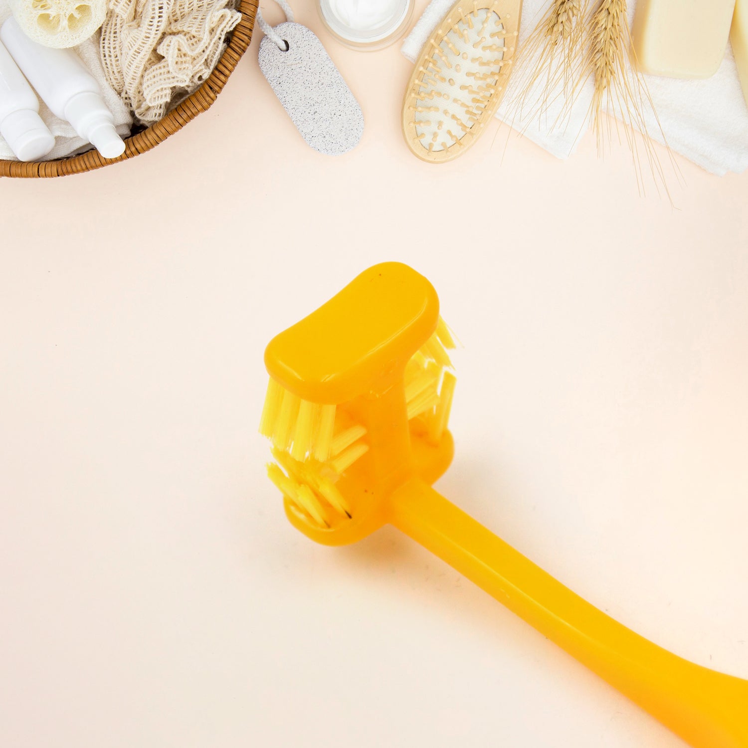 Wukusy six-sided soft toothbrush with anti-bacterial coating, designed for thorough dental cleaning and oral care.