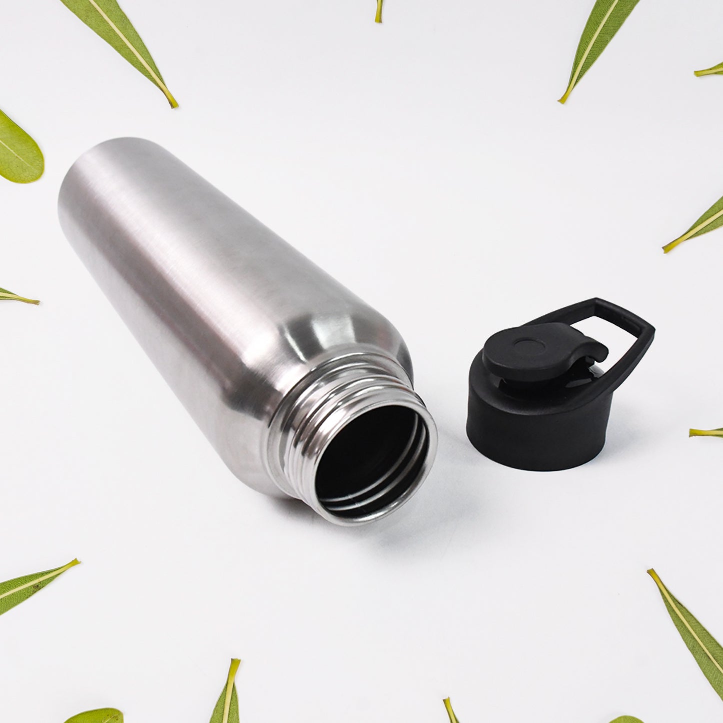 Wukusy stainless steel water bottle, 1000ml capacity, durable and sleek for home improvement and hydration needs