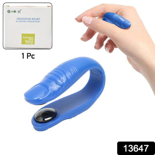 Wukusy Sugar Control Acupressure Hand Pressure Point Clip with magnets for migraine relief, shown on a person's hand.