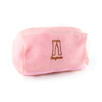 Wukusy thick 3D mesh laundry wash bag for delicate clothing, with sturdy zipper and breathable design.