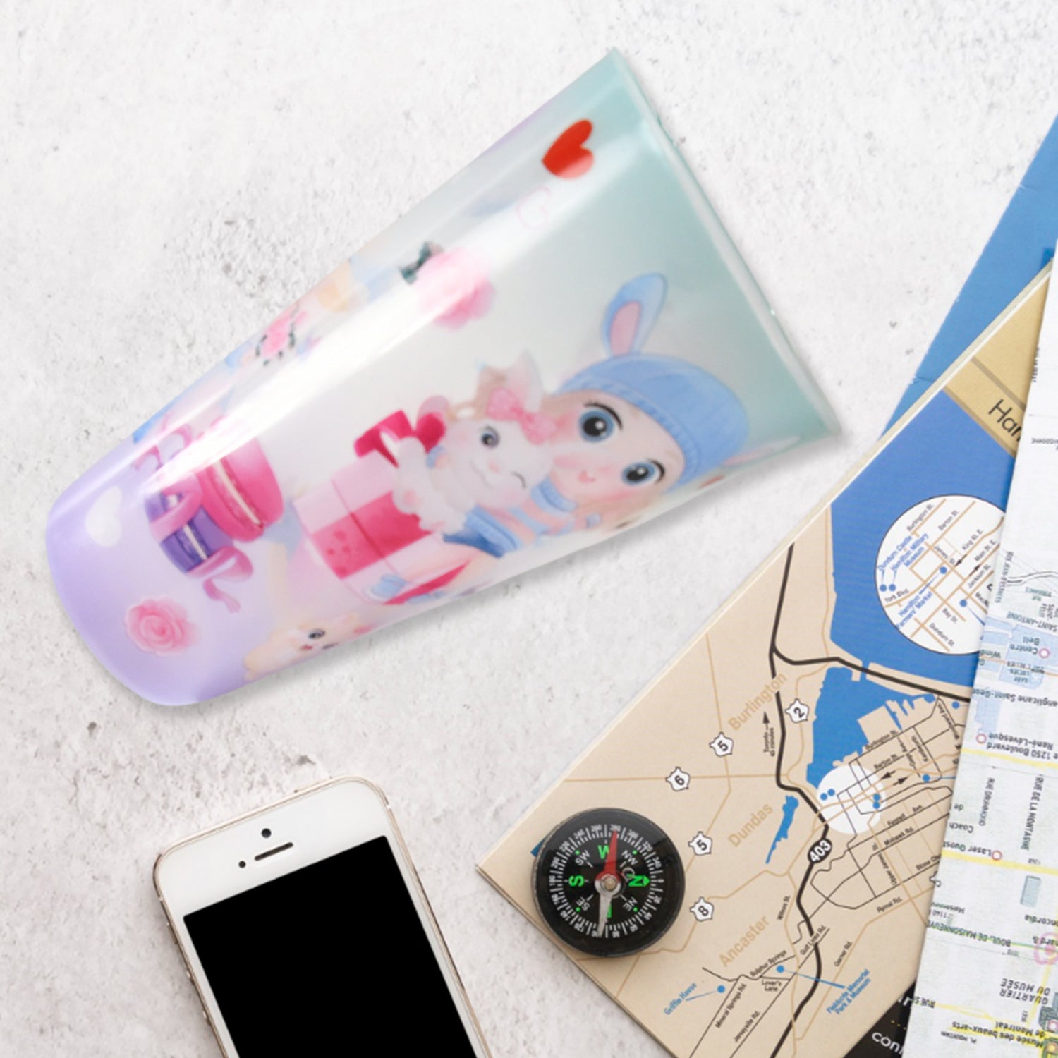 Wukusy unicorn water bottle for kids with straw lid, durable plastic, featuring colorful unicorn design, ideal for children.
