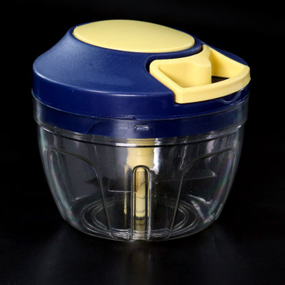 Wukusy 650ml vegetable and fruit chopper with 4 blades, designed for effortless chopping in the kitchen.