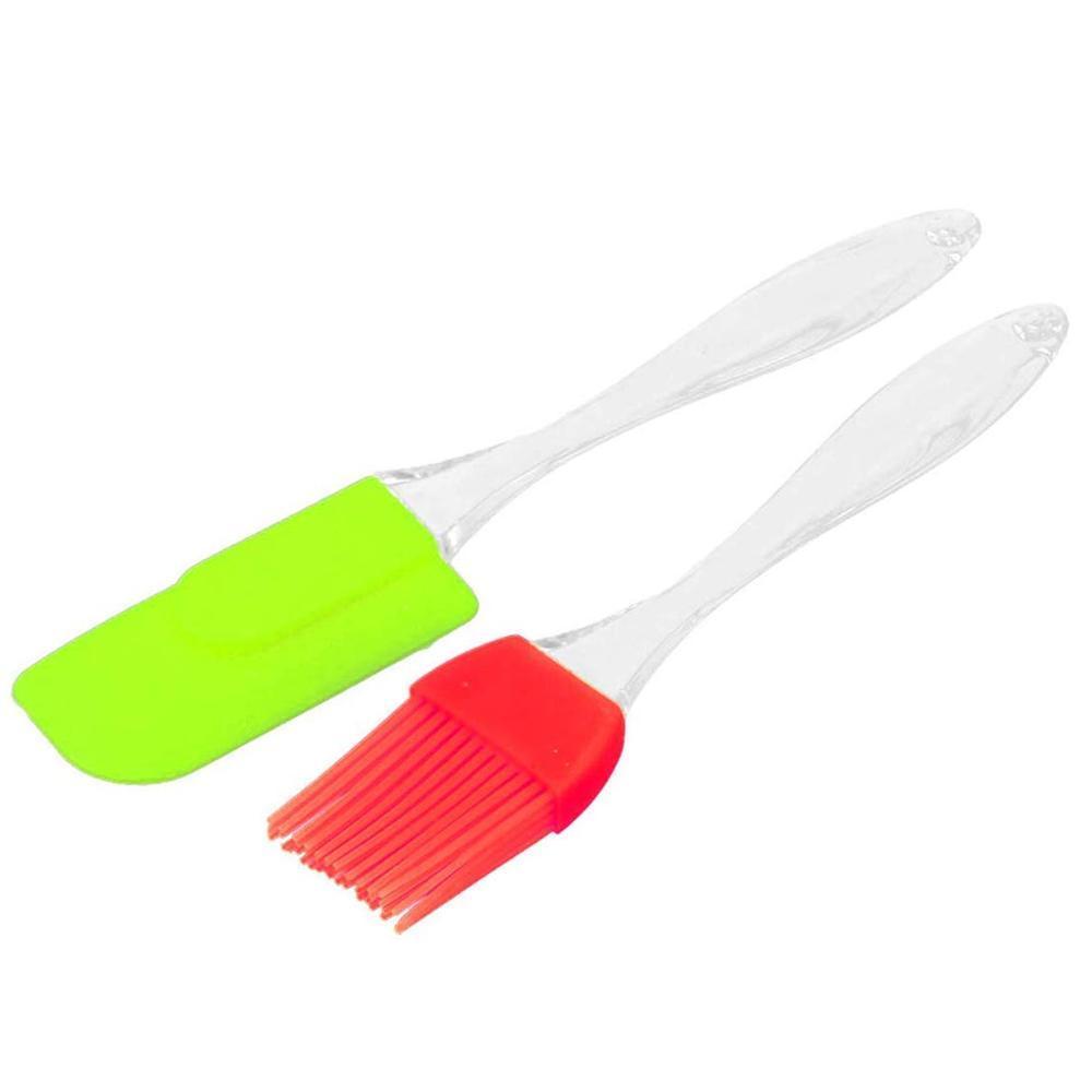 Wukusy spatula and pastry brush set for cake mixing, featuring a flexible spatula and brush with wooden handles, ideal for baking.