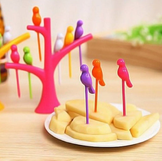 Wukusy 056 Bird Fork in colorful packaging, suitable for home and kitchen use, featuring a unique bird-inspired design.