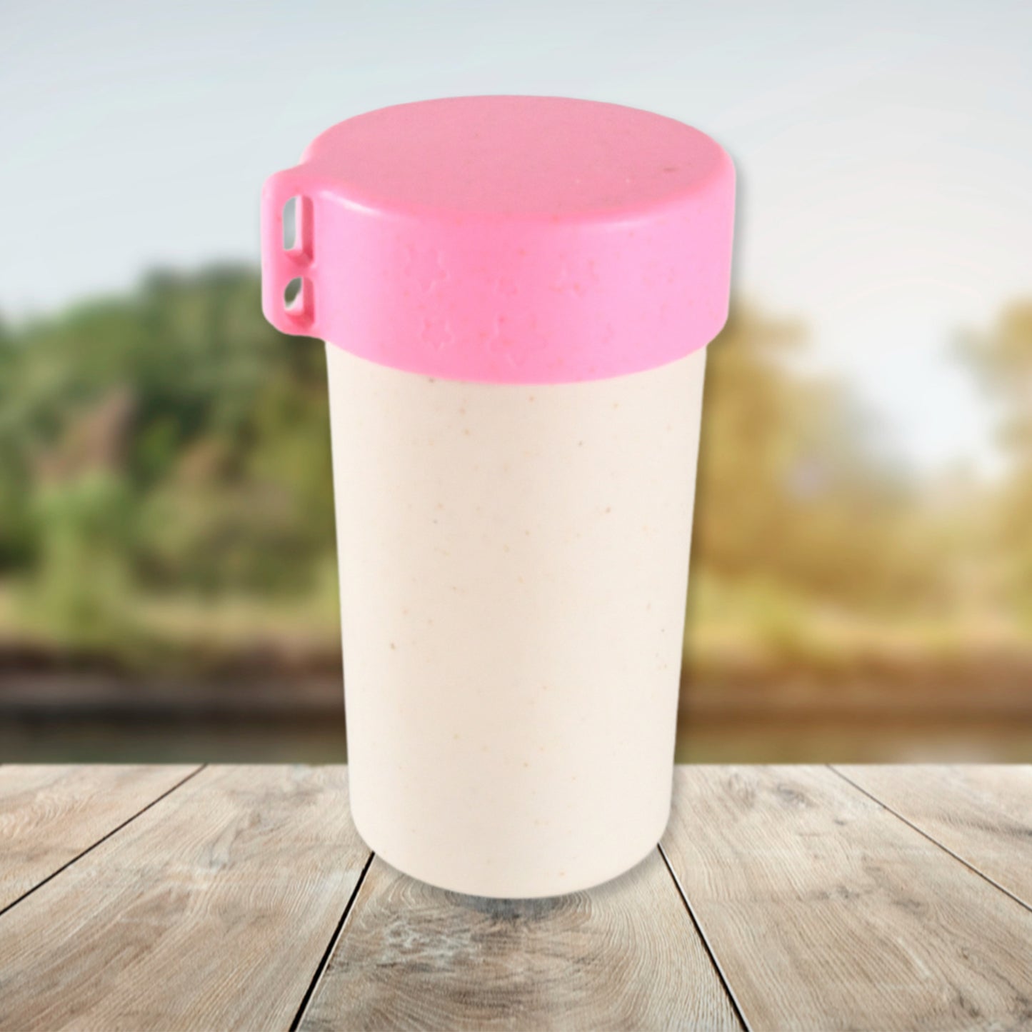 Wukusy portable 300ml travel coffee cup with lid, wheat straw material, ideal for coffee and tea on the go.