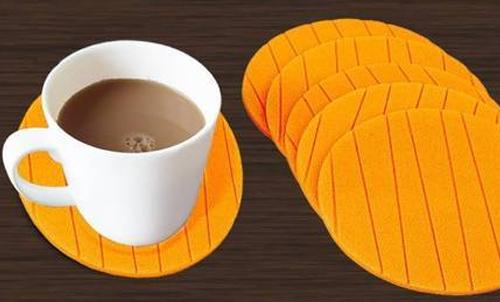 Set of 6 Wukusy round silicone cup coasters, plain and useful for tea, coffee, or wine glasses at home or in the kitchen.