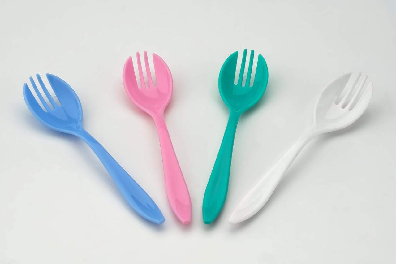 Set of 10 Wukusy heavy-duty dinner table forks for home kitchen use, stainless steel utensils for everyday dining.