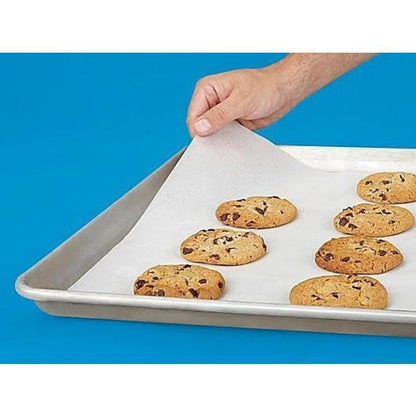 Wukusy non-stick microwave oven-proof baking paper, ideal for easy baking and food preparation in home and kitchen settings.