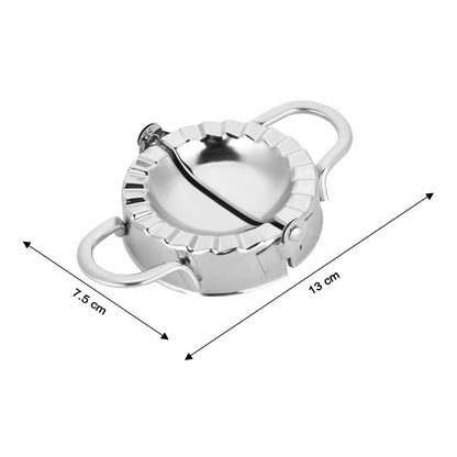 Wukusy stainless steel dumpling maker and dough cutter tool for home kitchen, with pie mold design for seamless dumpling shaping.