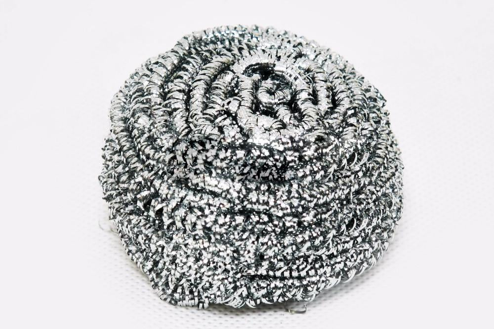 Set of 12 Wukusy stainless steel round shape ball scrubbers for kitchen cleaning and scrubbing tasks.