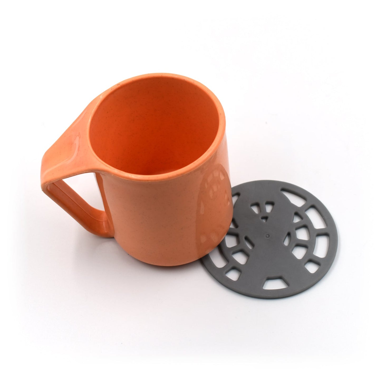 Wukusy 2600 silicone fancy coaster for holding bowls and utensils, flexible and heat-resistant for kitchen and home use.