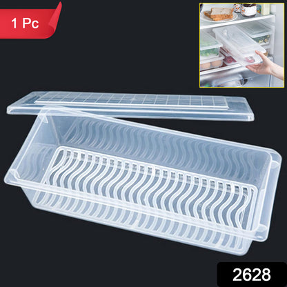 Wukusy 1500ml food storage container with removable drain plate and lid, ideal for kitchen organization and food preservation.