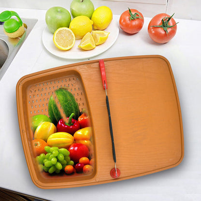 Wukusy Cut N Wash Box and Tray for household kitchen use, perfect for cutting and washing fruits and vegetables.