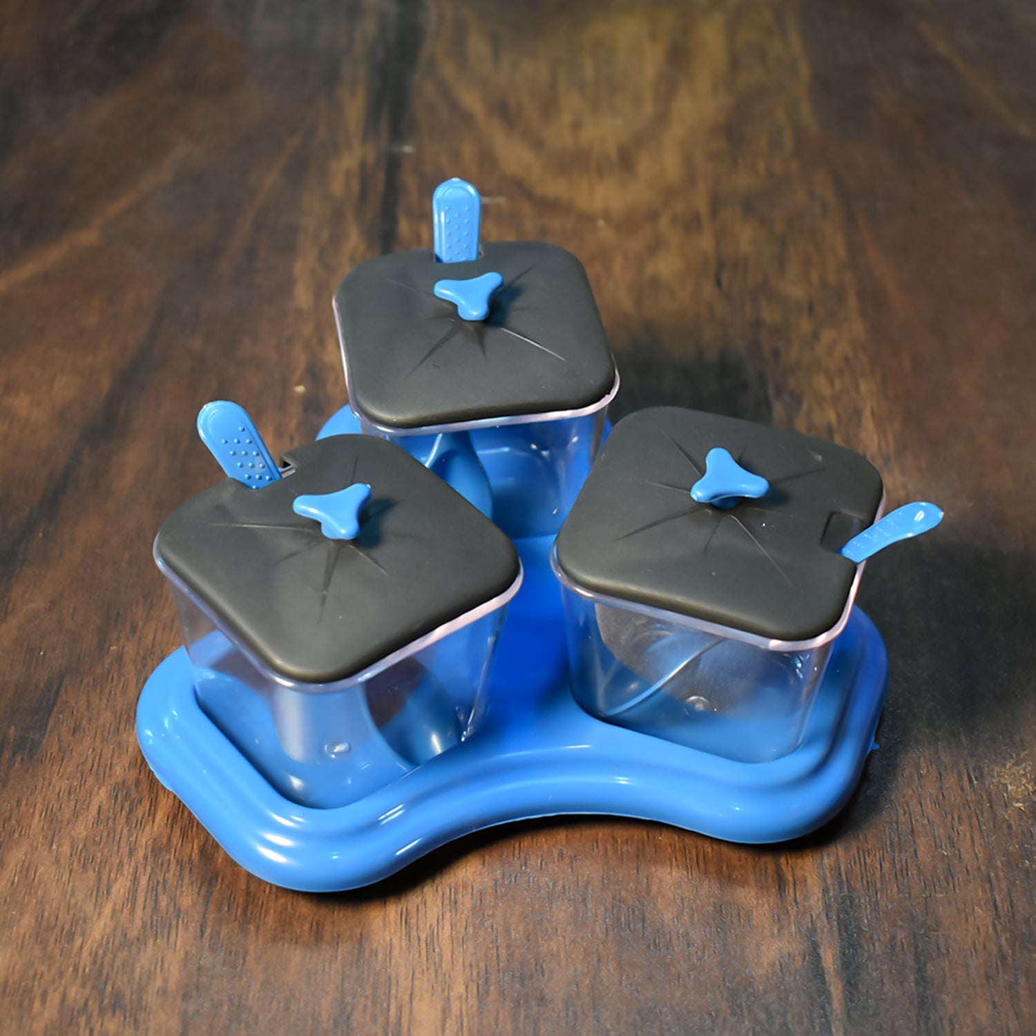Wukusy 3-piece dining set used as cutlery for serving food, desserts, suitable for household and official dining occasions.