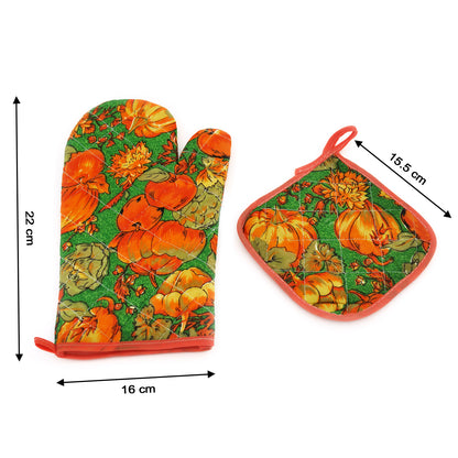 Wukusy Professional Cotton Oven Mitt Gloves for kitchen, heat-resistant protective handwear for cooking and baking.