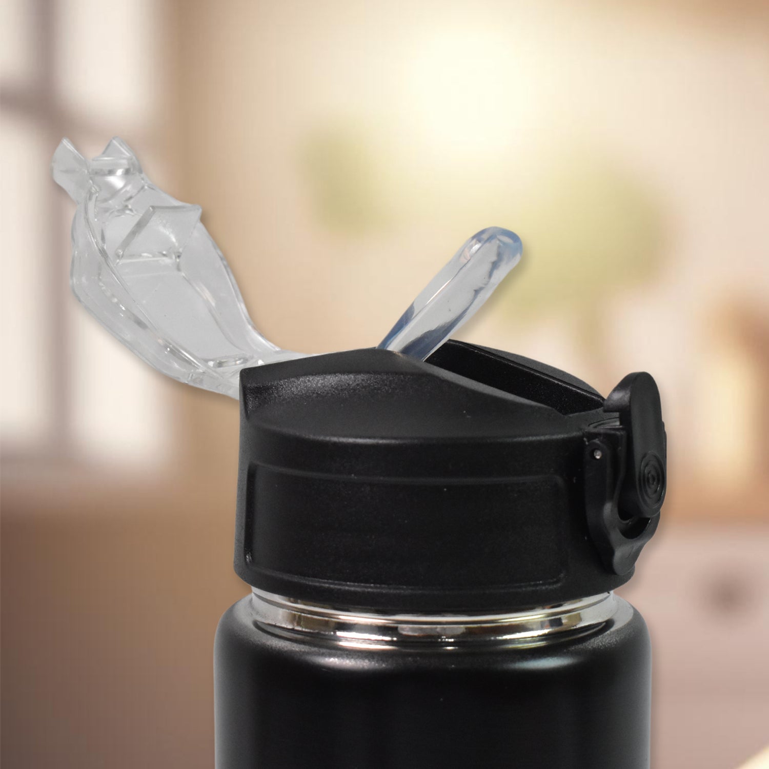 Set of three Wukusy stainless steel insulated water bottles in different sizes with double-wall vacuum insulation for hot and cold drinks.