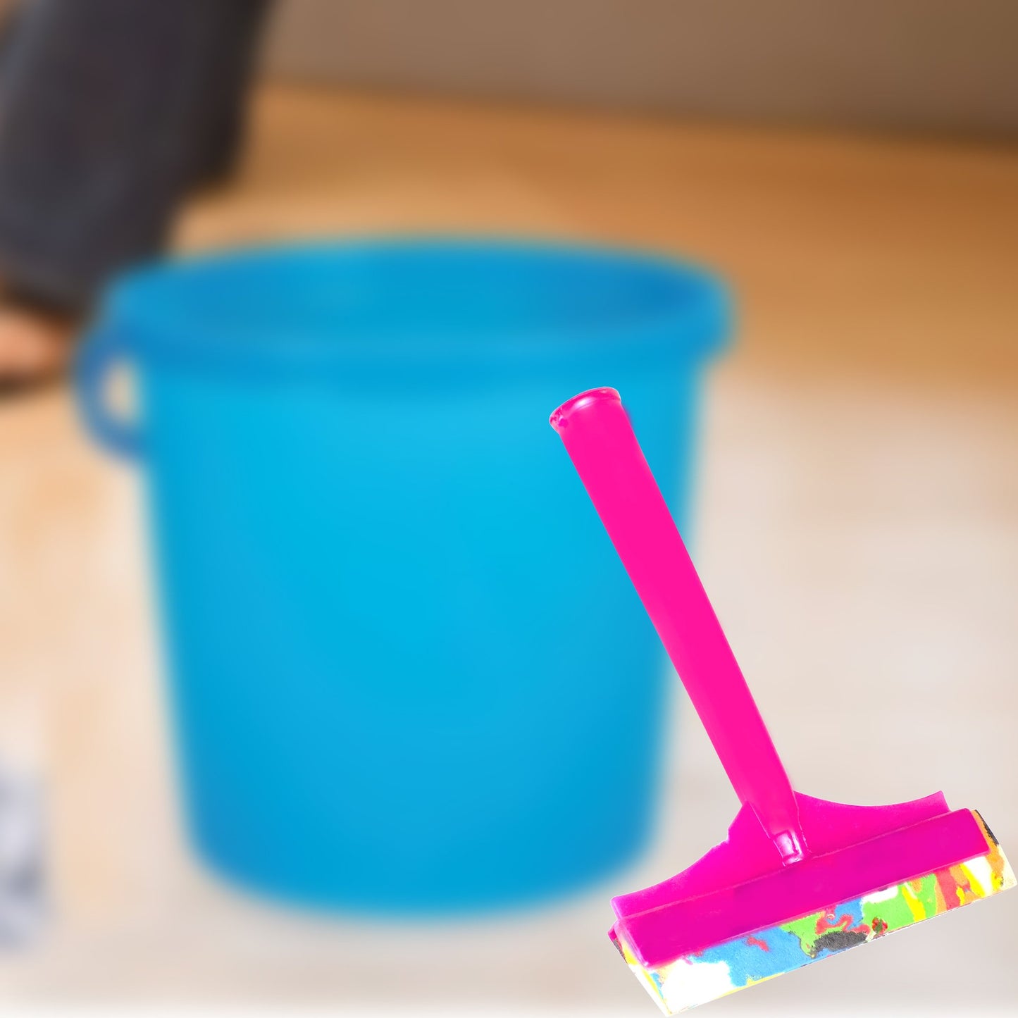 Wukusy bathroom floor cleaning wiper with foam plastic handle, suitable for home and kitchen use, designed for effective cleaning.