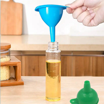 Green Wukusy silicone funnel for pouring oil, sauce, water, juice, and small food grains, made from food-grade silicone.