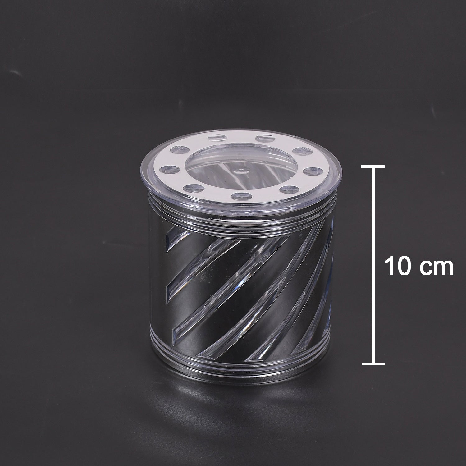 Wukusy 750ml dry fruit container and storage box, airtight for home kitchen use, featuring clear plastic and secure lid.