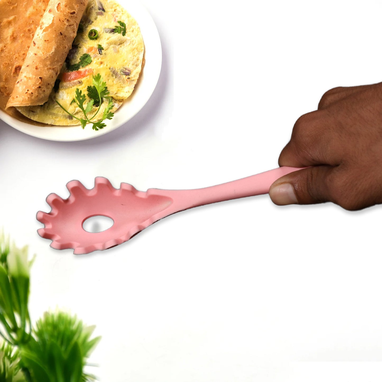 Wukusy silicone pasta fork and strainer spoon, high-temperature resistant, non-slip handle, designed for safe, easy spaghetti serving.